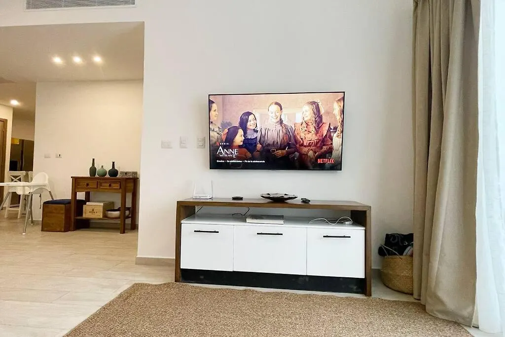 Apartamento De 2 Dormitorios En Hard Rock Golf Punta Cana 0*,  República Dominicana